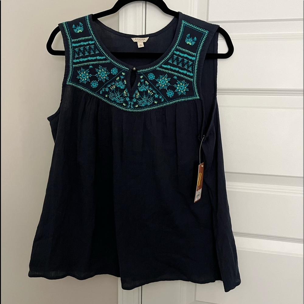 Blouse with embroidery